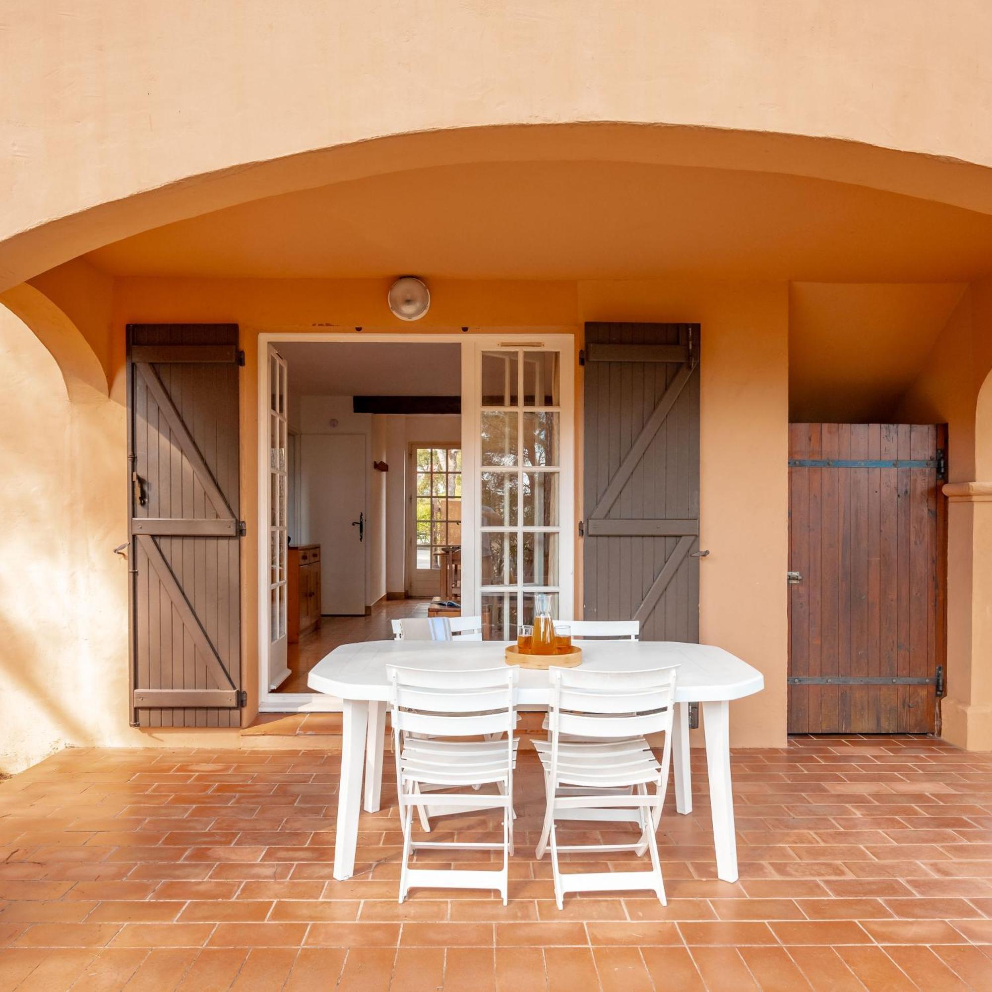 Residence Partenaire Le Domaine De Garlande Cavalaire-sur-Mer Esterno foto