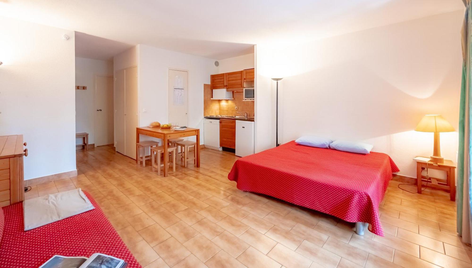 Residence Partenaire Le Domaine De Garlande Cavalaire-sur-Mer Esterno foto