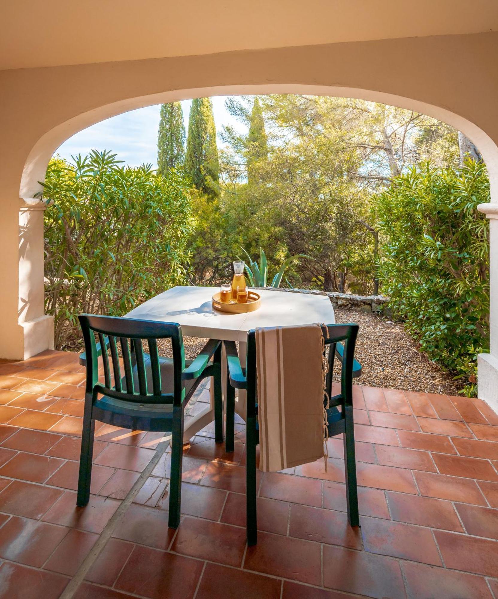 Residence Partenaire Le Domaine De Garlande Cavalaire-sur-Mer Esterno foto